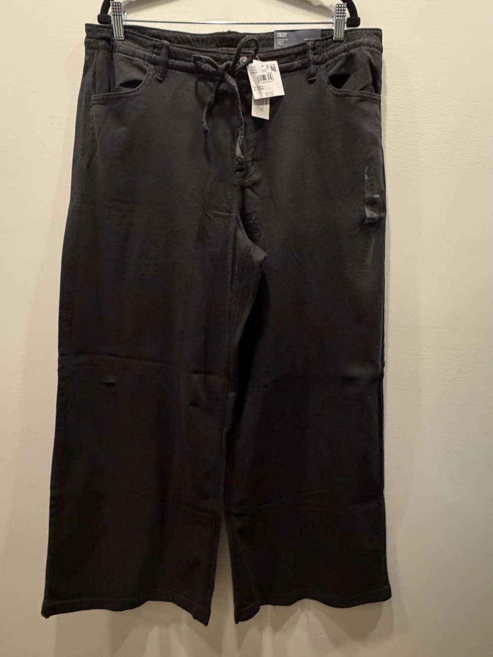 AE 🦅 Dreamy Drape Stretch Low Rise Wide-Leg Pant - Picture 2 of 7